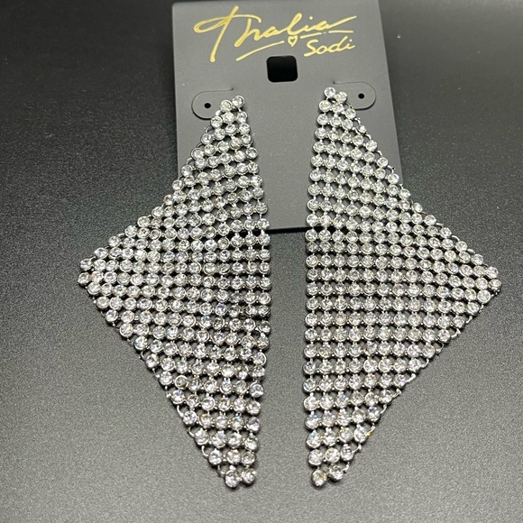 NWT- Thalia Sodi Rhinestone Crystal Triangle Mesh Post Dangle Statement Earring - Picture 6 of 7